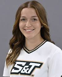 Celeste Pineda's Instagram, Twitter & Facebook