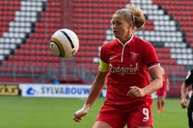 Ask incorrectarsenalwfc a question #jill roord #vivianne miedema #anouk dekker #nedwnt #incorrect woso quotes #source: Anouk Dekker Wikipedia