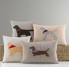 Creez Votre Housse De Coussin Originale Archzine Fr Oreillers Applications Coussin Coussins A Faire Soi Meme