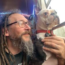 Looking for a handyman to do a few odd jobs around the house please. Thank  you.