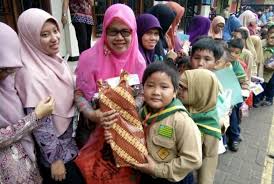 Check spelling or type a new query. Banjir Kado Di Hari Guru Terima Kasih Anak Anakku Pwmu Co Portal Berkemajuan