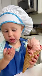 Brothers make homemade ice cream 🍦