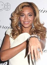 Kate S Engagement Ring Has Increased In Value 10 Times Beyonce Engagement Ring Beyonce Wedding Ring Celebrity Engagement Rings