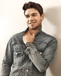 Aukland native keneti james apa is part of a samoan family in new zealand. Kj Apa Talks Riverdale Social Media And His New Fossil Campaign Teen Vogue