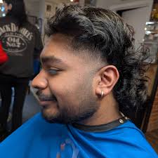 Classic scissor cut for this guy! Book online at  www.johnnycutsbarbershop.com #hair #haircut #durham #oshawa #barber  #barbers #instagram #whitby #hairstyle #scissors #scissorcut #babyliss  #razor