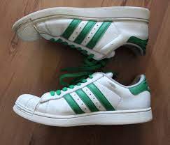 Der weiße mit den schwarzen streifen. Adidas Superstar Grune Streifen 546479