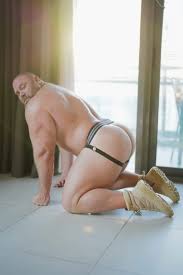 OnlyFans model onlyems23_free - pornpic.com