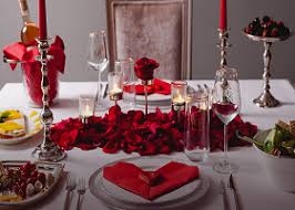 Sevgililer gününde şık bir masa hazırlamak kadar o masayı toparlamak da bir o kadar zor! 14 Subat Sevgililer Gunu Icin Masa Dekorasyon Onerileri