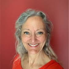 I started my first full-time IT job in 1978 (4 years before IBM introduced  the first PC). While I was still attending college, I worked the midnight  shift in a data center