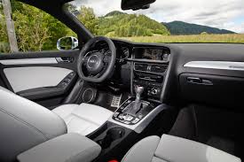 Read the definitive audi rs4 avant 2021 review from the expert what car? Dienstfahrt Ins Gestern Audi Rs4 Avant Alles Auto