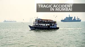 Indian Navy Speedboat Collides ...