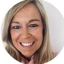 Michelle Midgley's Instagram, Twitter & Facebook