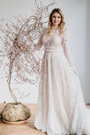 This collection was inspired by a love story of our very own, and these soft floral Hochzeitsinspiration In Pastellfarben Heiraten Mit Braut De