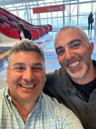 Alex Yepes's Instagram, Twitter & Facebook