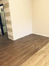Installed Coretec Plus Xl 9 Planks Venice Oak What A Difference It Makes Between The Two Floors Usfloors Coretec Flooring Luxury Vinyl Plank Lvp Flooring