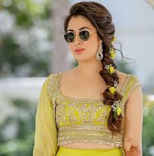 Pin By Renu Khandelwal On Hair Style Front Hair Styles Indian Bride Hairstyle Indian Bridal Hairstyles