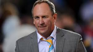 Cartwright quits as Titans coach