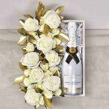 4 hour hand delivery + 20% off! The Moet Ice Imperial Gift Set Houston Florist Htx Floral Local Flower Delivery Houston Tx 77092