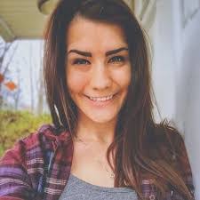 Rachel Hypes's Instagram, Twitter & Facebook