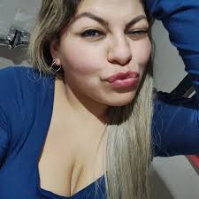 Me encanta Threads, todos estamos rotos, despechados, deprimidos,  reprimidos o ansiosos, es como un Psiquiátrico con amigos de todas partes