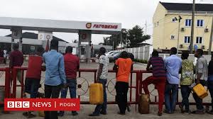 Fuel queues at a petrol station. Nigeria Fuel Scarcity Situation For Some Areas Don Better Bbc News Pidgin