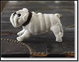 There are so many reasons to love knitting shawls. Knitting Pattern How To Knit An English Bulldog Felting