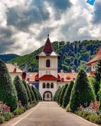 Dedicated to the dormition of the mother of god, it is also known as the brâncoveanu monastery. Manastirea Sambata De Sus Petale Din Lumina Facebook