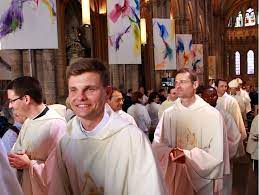 En 2018, le nombre de séminaristes s'élevait à 828, et en 1995, ils étaient au nombre de 1 155 13. Combien De Futurs Pretres Aujourd Hui En France Eglise Catholique En France