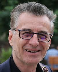 Victor Neumann's Instagram, Twitter & Facebook