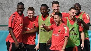 Ро́мелу мена́ма baca selengkapnya lukaku jugend bild : Em 2021 Lukaku Und Co Versprechen Gansehaut Moment Fur Eriksen
