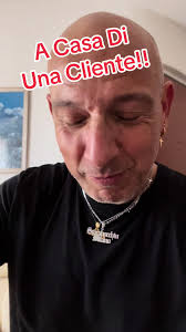 Caffè e Biscottini: Un Momento da Cliente