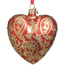 Pick between turquoise, aqua or white colors. 26 Inspiring Heart Shaped Christmas Decorations You Must See Trends In 2021 Tons Of Variety Decoratorist
