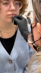 Had the pleasure to pierce the Duet from @bvla 🤍 Eventually we will switch  this one over to the Fei Long✨ #goldpiercing #bvla #bvlalove #oorpiercing  #earcandy #piercing #piercings #piercedear #malayapiercing #bodypiercer