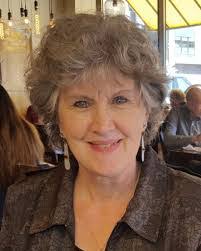 Louise Mattei's Instagram, Twitter & Facebook