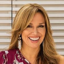 Nicole Eliopoulos's Instagram, Twitter & Facebook