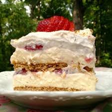Strawberry Cream Cheese Icebox Cake Recipe Recipe Icebox Cake Strawberry Recipes Desserts