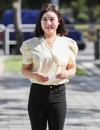 이어 그 곡을 내가 한다고 했을 때 송가인도 그. ê²°êµ­ í¬ìƒì–' ë§‰ì„ ìž ì—†ë˜ ì†¡ê°€ì¸ê³¼ ìž„ì˜ì›… ê°'ìžê¸° ë¹„êµë‹¹í–ˆë‹¤ ì˜ìƒ ìœ„í‚¤íŠ¸ë¦¬