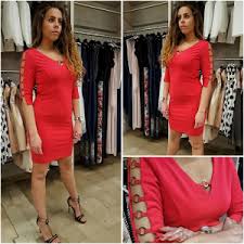 Nelle stagioni fredde è più facile nascondere una pancia con l'abbigliamento pesante, mentre in primavera ed estate cominciano a spuntare bellissimi pancioni ormai impossibili da nascondere sotto un maglione. Vestiti Per Nascondere Pancia E Fianchi Ecco Le Soluzioni La Matta