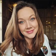 This is 40!!! Not sure I feel any different. When will the wisdom start  please 🤣