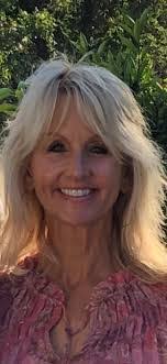 Christine Walther's Instagram, Twitter & Facebook