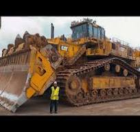 The World's Top 10 Most Powerful Bulldozers Ever Built ...