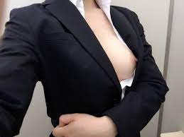 岸井 ゆきの 胸