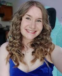 Sarah Bucaro's Instagram, Twitter & Facebook