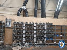 View the best bitcoinv mining pools (btc) with sha 256 pow algorithm. Weed Factory Busted Instead It S A Clandestine Bitcoin Mining Farm Tweaktown