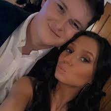 Cara Belcher's Instagram, Twitter & Facebook