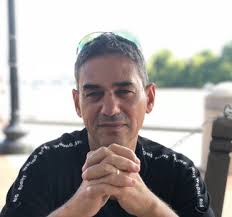 12218 Tildenwood Dr, Rockville, MD 20852