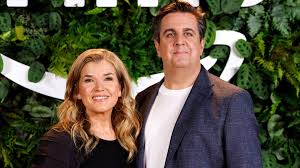 Pastewka und Engelke hauchen Schafen Leben ein – Kölner Komiker-Duo überrascht