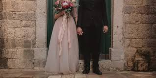Brautkleid verkaufen, gebrauchte brautkleider, brautkleider second hand, günstige hochzeitskleider, alles für die braut & bräutigam. So Sieht Das Brautkleid Einer Millennial Braut Aus Stylight