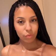 ana davis (@anadavisldn) • Threads, Say more