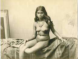 Anonym (XIX) - Junge Rodiya Frau nackt traditioneller - Catawiki